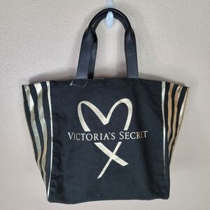 Victoria's Secret Woman's tote  shoulder purse